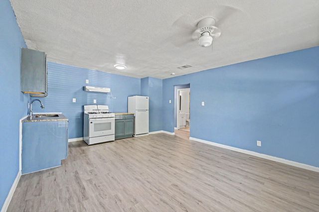 716 Hargest Street A, Prairie View, TX 77446