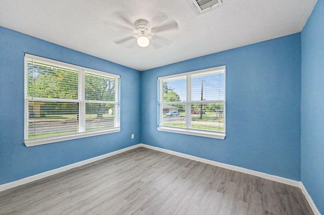 716 Hargest Street A, Prairie View, TX 77446