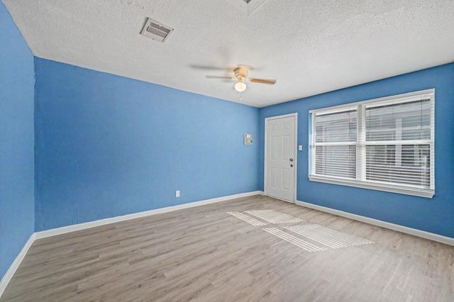 716 Hargest Street A, Prairie View, TX 77446