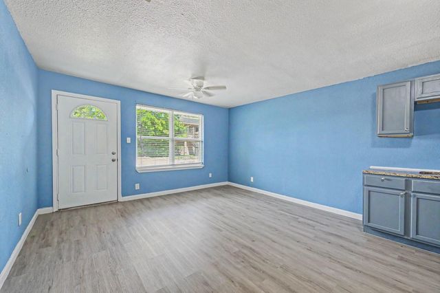 716 Hargest Street A, Prairie View, TX 77446