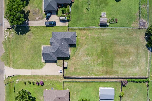 309 Anita Lane, Waxahachie, TX 75165
