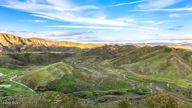 3421 Deep Waters Court, Simi Valley, CA 93065