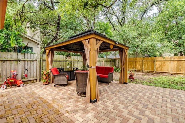 9716 Moorberry ST, Austin, TX 78729