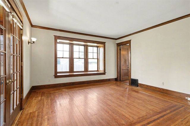 225 Sutherland Avenue, Watervliet, MI 49098