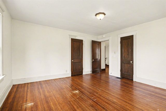 225 Sutherland Avenue, Watervliet, MI 49098