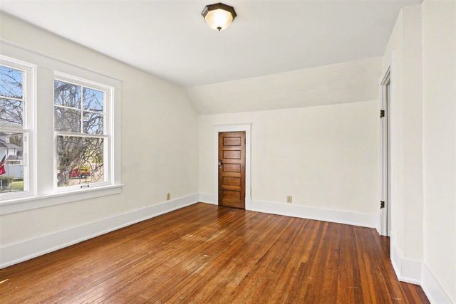 225 Sutherland Avenue, Watervliet, MI 49098