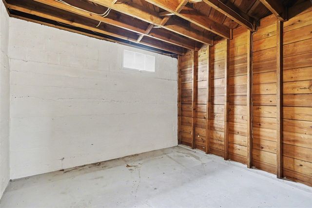225 Sutherland Avenue, Watervliet, MI 49098