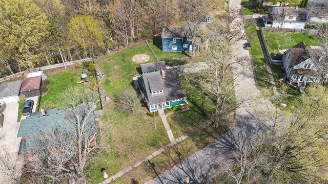 225 Sutherland Avenue, Watervliet, MI 49098