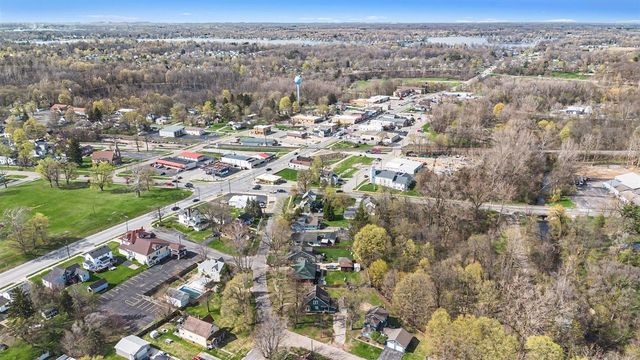225 Sutherland Avenue, Watervliet, MI 49098