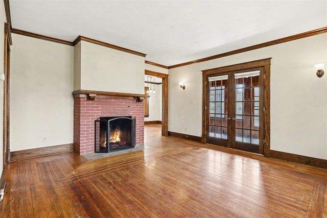 225 Sutherland Avenue, Watervliet, MI 49098