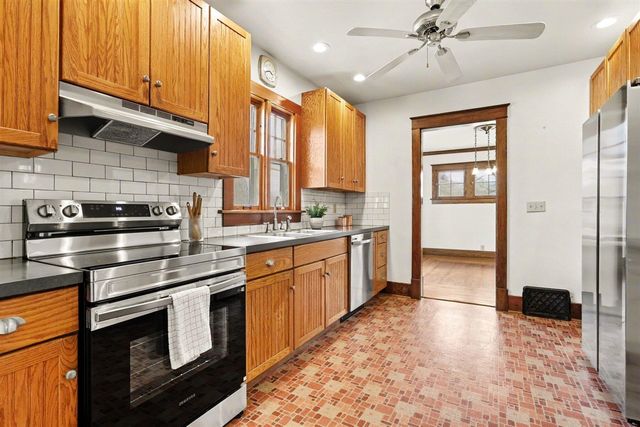 225 Sutherland Avenue, Watervliet, MI 49098