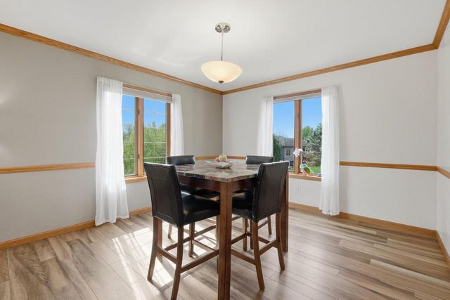 8813 Nelson Crossing, Verona, WI 53593
