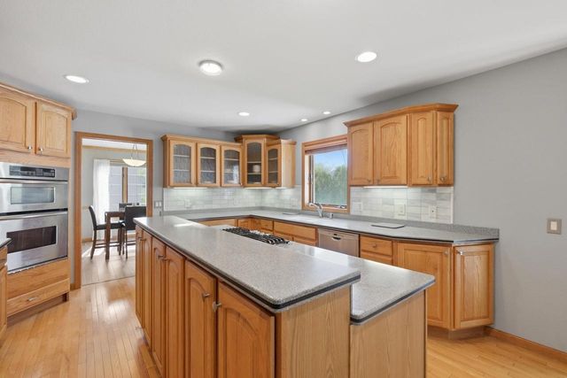 8813 Nelson Crossing, Verona, WI 53593