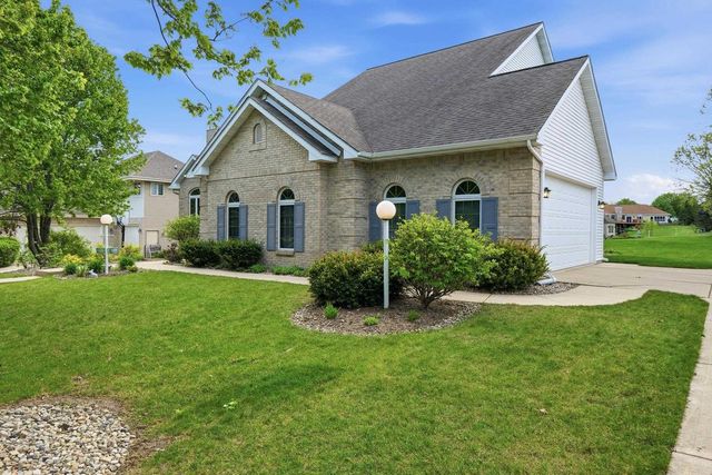 8813 Nelson Crossing, Verona, WI 53593