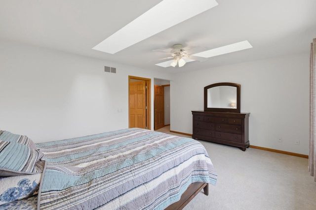 8813 Nelson Crossing, Verona, WI 53593