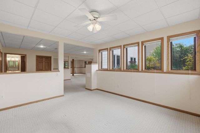 8813 Nelson Crossing, Verona, WI 53593