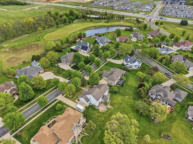 8813 Nelson Crossing, Verona, WI 53593