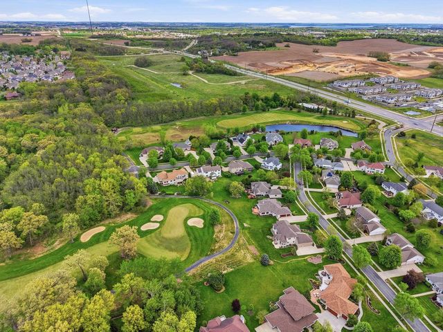 8813 Nelson Crossing, Verona, WI 53593