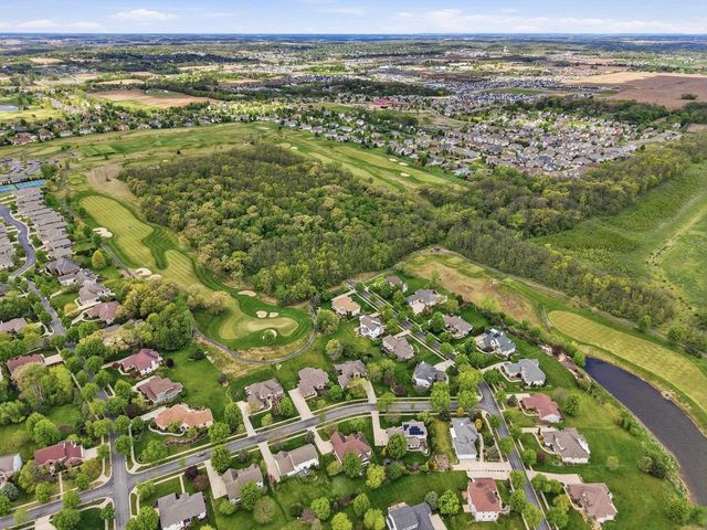 8813 Nelson Crossing, Verona, WI 53593