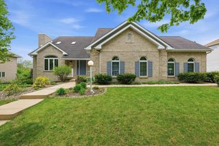 8813 Nelson Crossing, Verona, WI 53593