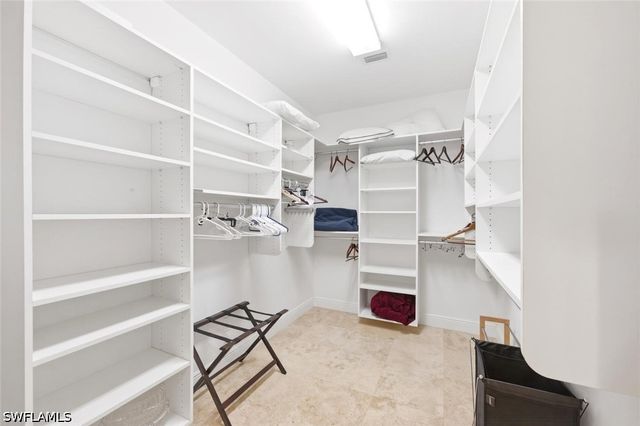 2538 Marquesa Royale LN PH 5-301, Naples, FL 34109