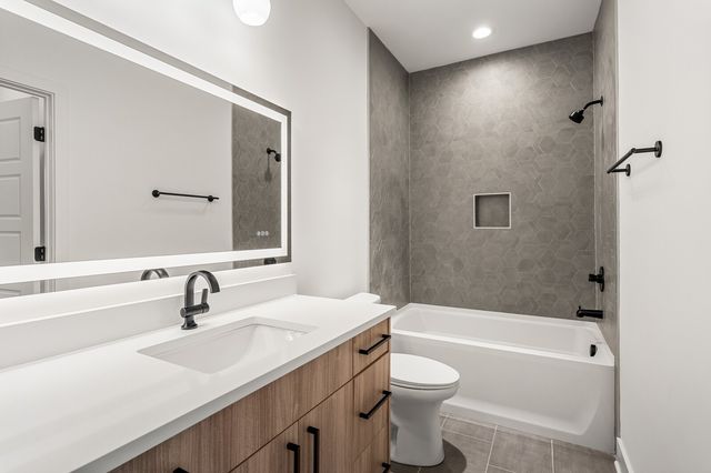 2804 Eastland Ave, Nashville, TN 37206