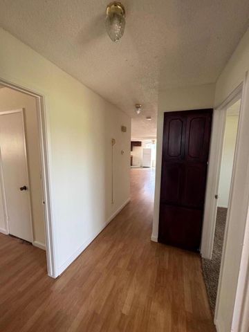 2912 Secretariat Drive, Atwater, CA 95301