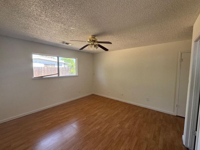 2912 Secretariat Drive, Atwater, CA 95301