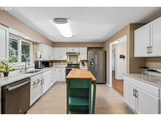 3002 Ne 44TH St, Vancouver, WA 98663