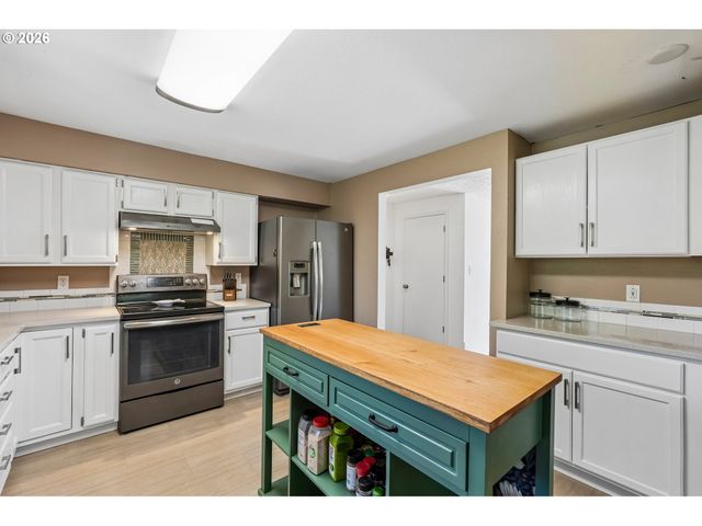 3002 Ne 44TH St, Vancouver, WA 98663