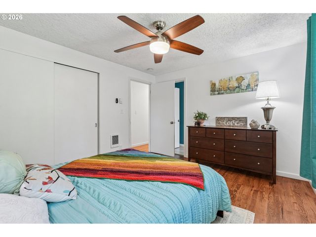 3002 Ne 44TH St, Vancouver, WA 98663