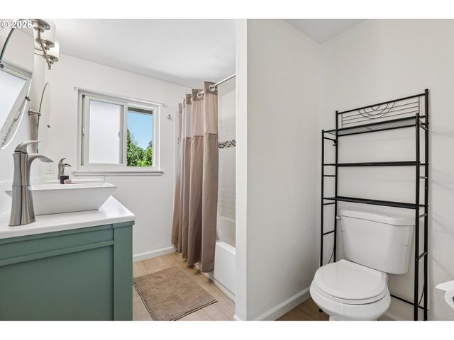 3002 Ne 44TH St, Vancouver, WA 98663