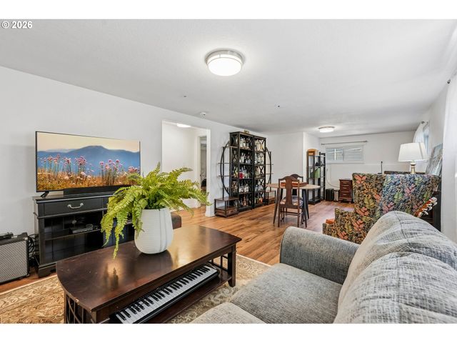 3002 Ne 44TH St, Vancouver, WA 98663