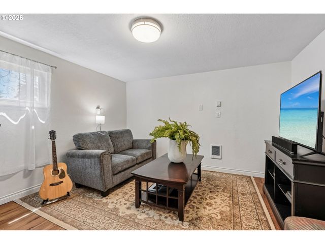 3002 Ne 44TH St, Vancouver, WA 98663
