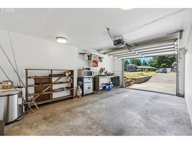 3002 Ne 44TH St, Vancouver, WA 98663