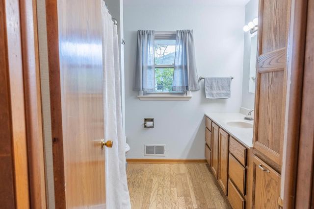 1634 S Arch Street, Janesville, WI 53546