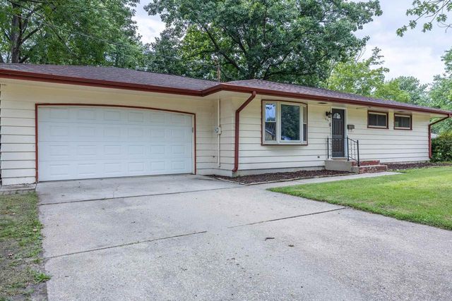 1634 S Arch Street, Janesville, WI 53546