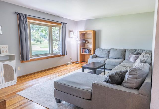 1634 S Arch Street, Janesville, WI 53546