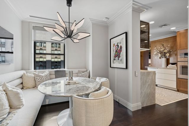 1540 N Lake Shore Drive 8N, Chicago, IL 60610