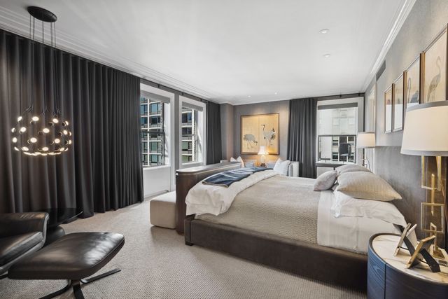 1540 N Lake Shore Drive 8N, Chicago, IL 60610