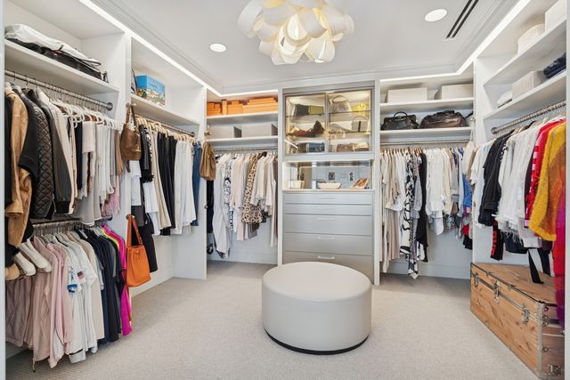 1540 N Lake Shore Drive 8N, Chicago, IL 60610