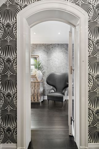 1540 N Lake Shore Drive 8N, Chicago, IL 60610