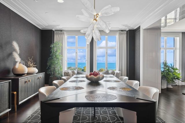 1540 N Lake Shore Drive 8N, Chicago, IL 60610