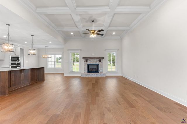 100 Pridgen Pass, Perry, GA 31069