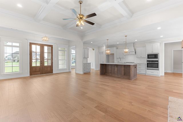 100 Pridgen Pass, Perry, GA 31069
