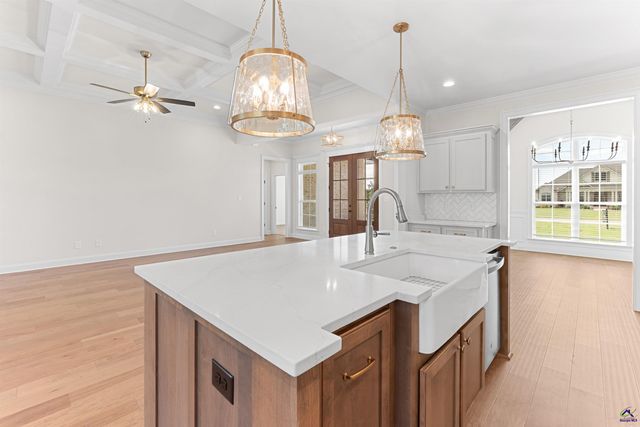 100 Pridgen Pass, Perry, GA 31069