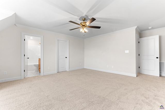 100 Pridgen Pass, Perry, GA 31069