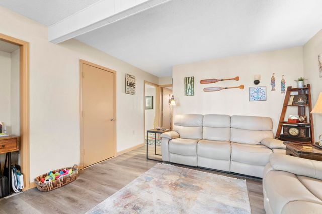 118 Cedar Valley Rd, Fairfield Bay, AR 72088