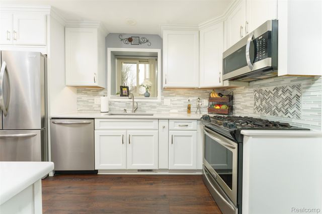 41777 Princess Drive, Canton Charter Township, MI 48188