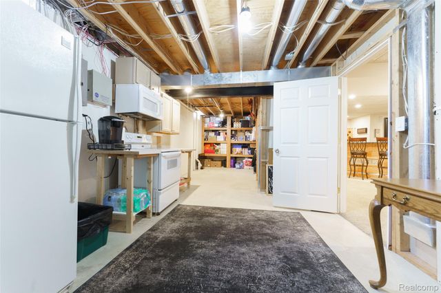 41777 Princess Drive, Canton Charter Township, MI 48188